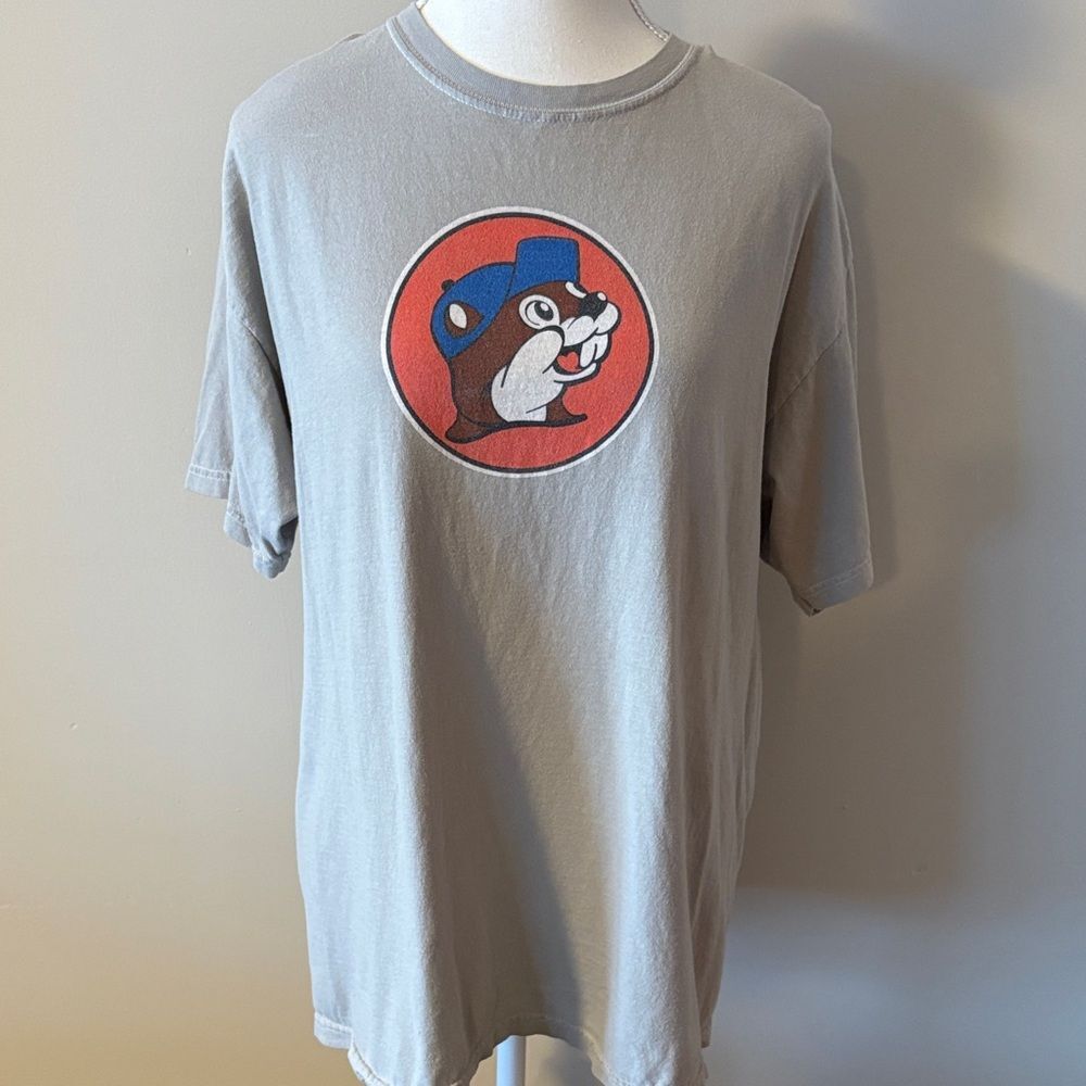 Buc-ee’s Georgia Graphic Short Sleeve T-Shirt. Size Large